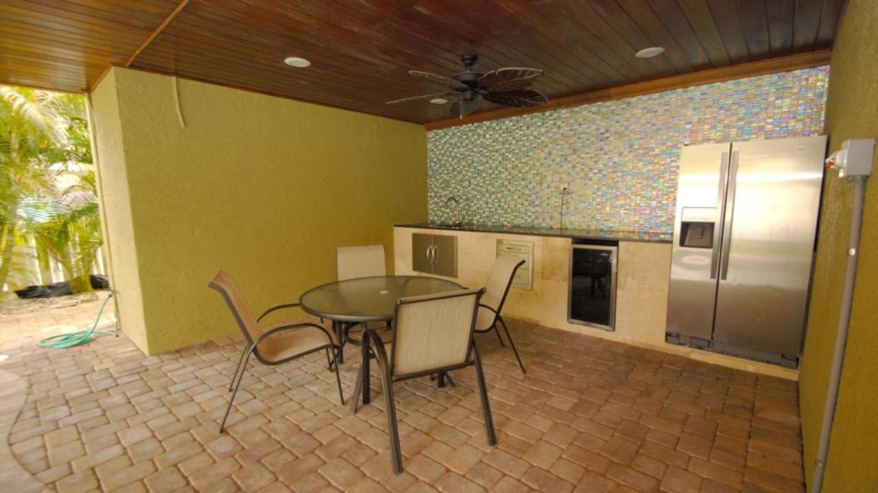 Anna Maria Island Beach Palace Bradenton Beach Exterior foto